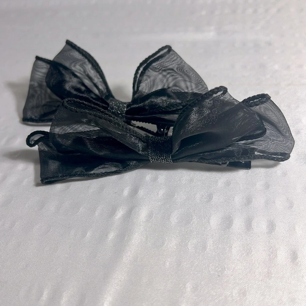 🎀Black bow hair clips trending